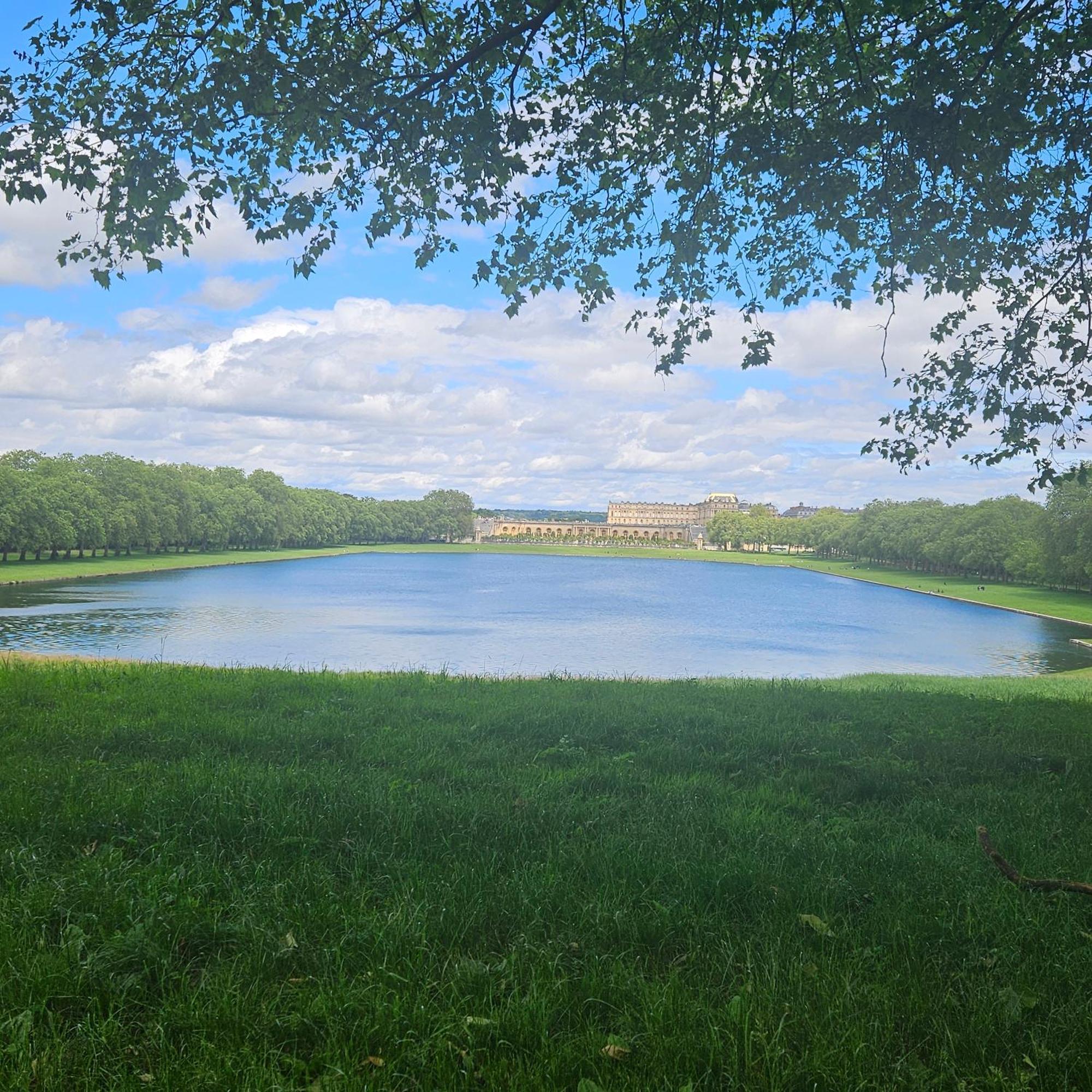 Studette Remilly A Versailles Exteriör bild